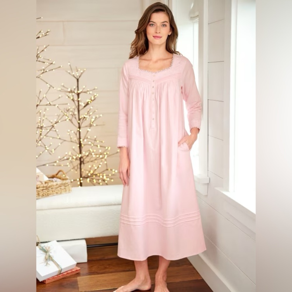 Eileen West‎ Pink Fairy Tale Cotton Flannel Nightgown Size Small